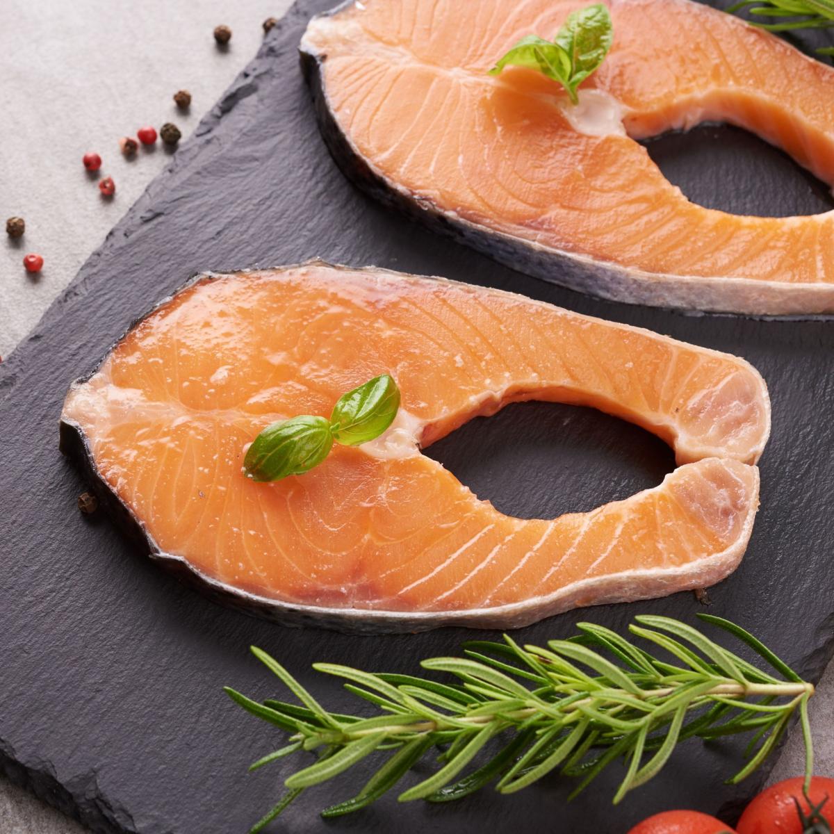 AZURE-Chile-Salmon-Steak-2Pcs-Frozen-18C | DCH Living 大昌行生活